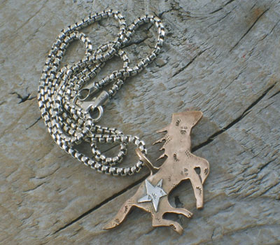 copper horse pendant (1).jpg